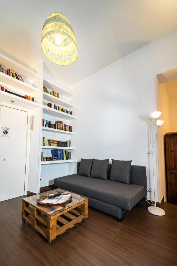 Singular Apartamento En Delicias By Bebalmy Madri Exterior foto