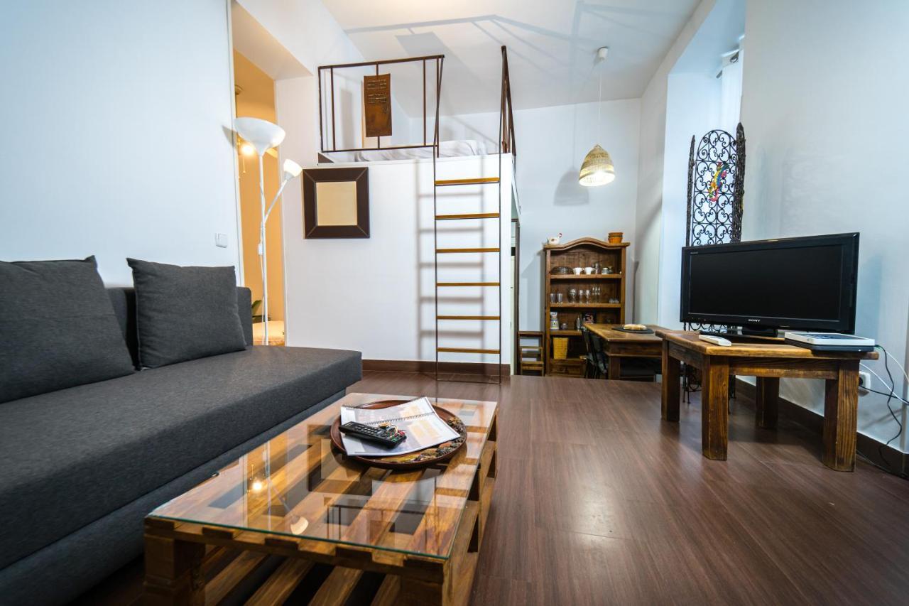 Singular Apartamento En Delicias By Bebalmy Madri Exterior foto